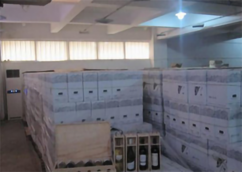 選用通泵機組設(shè)計食品冷庫建造方案