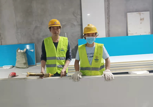 低溫組合式冷庫(kù)安裝如何選擇冷庫(kù)保溫板？_浩爽制冷