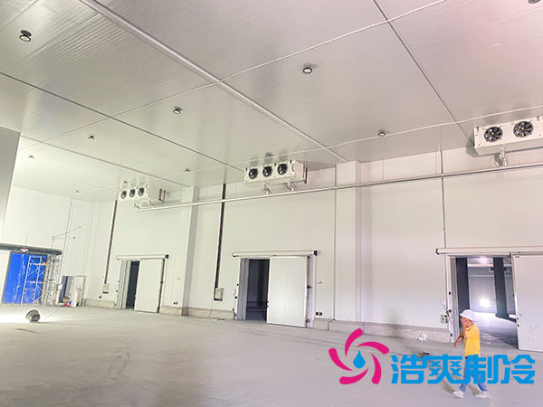 冷庫(kù)建設(shè)報(bào)價(jià)標(biāo)準(zhǔn)大概多少錢(qián)一平米？-浩爽制冷